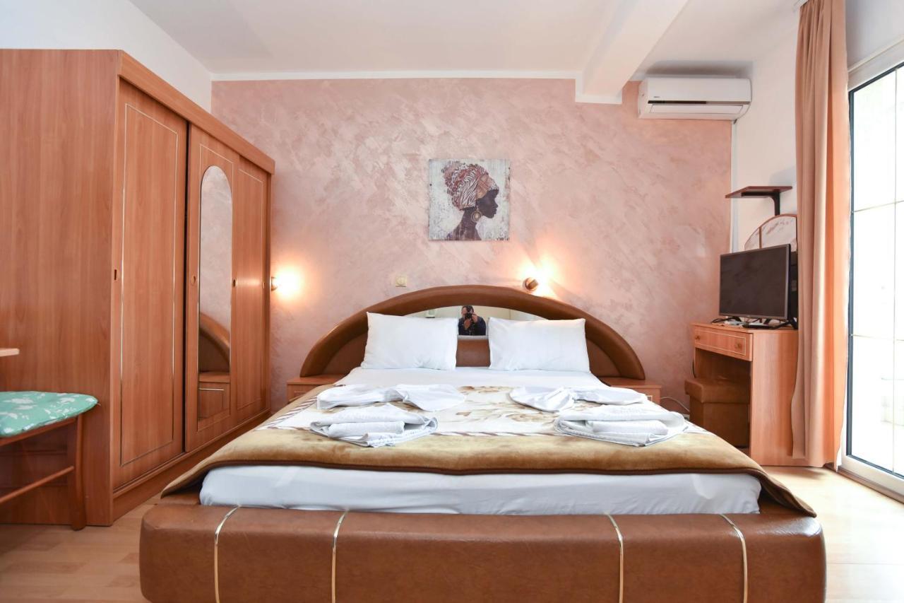Villa Andrea Budva Bagian luar foto